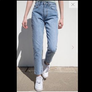 Brandy Melville Jane Light Wash Jeans